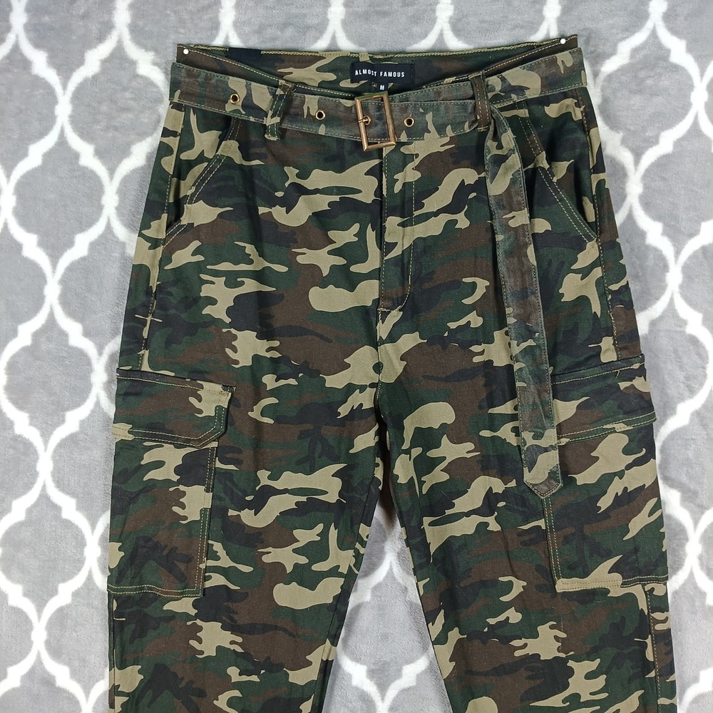 Almost Famous Camo Cargo Pants Women Size M Green Belted Joggers